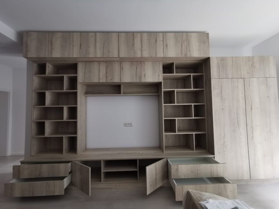 Mobilier la comandă Ansamblu Brielle (8)