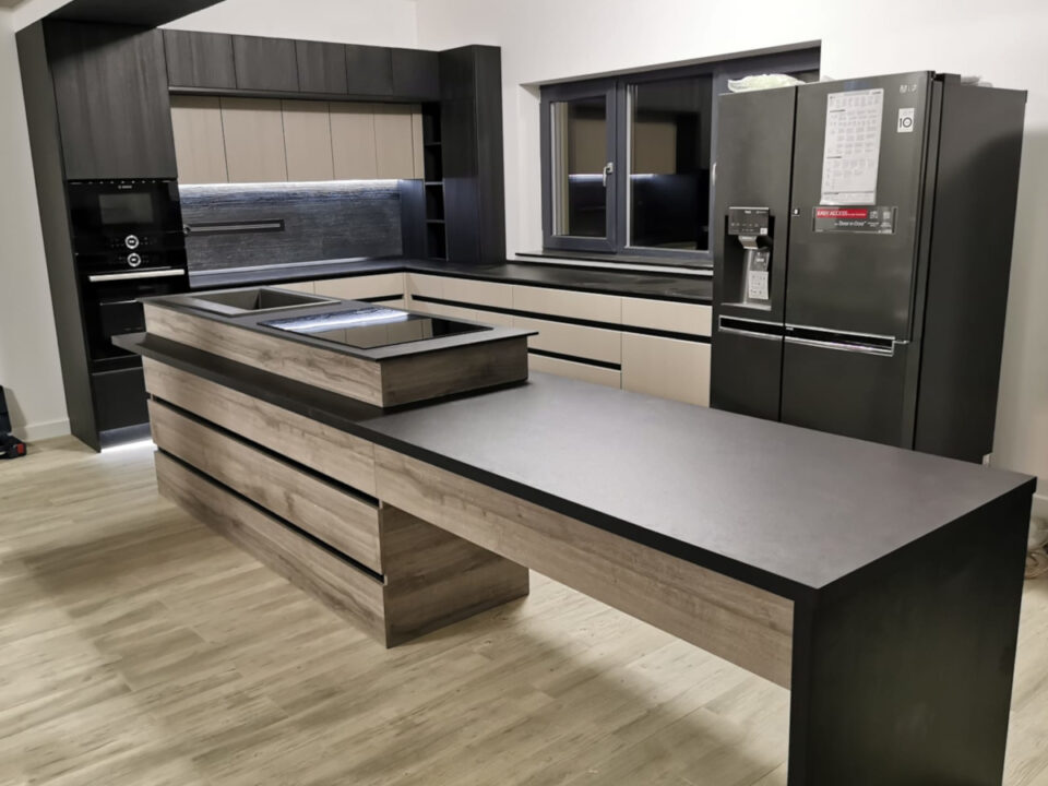 Mobilier la comanda Ansamblu Celeste (2)